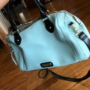 Baby blue shoulder bag